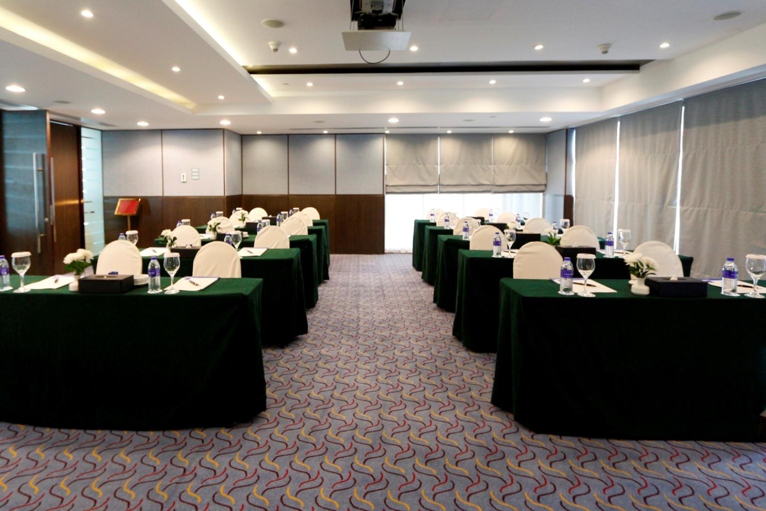 Samaya Hotel Deira Dubai Exterior foto